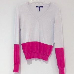 BCBG pullover sweater. Gray, pink. Size XS